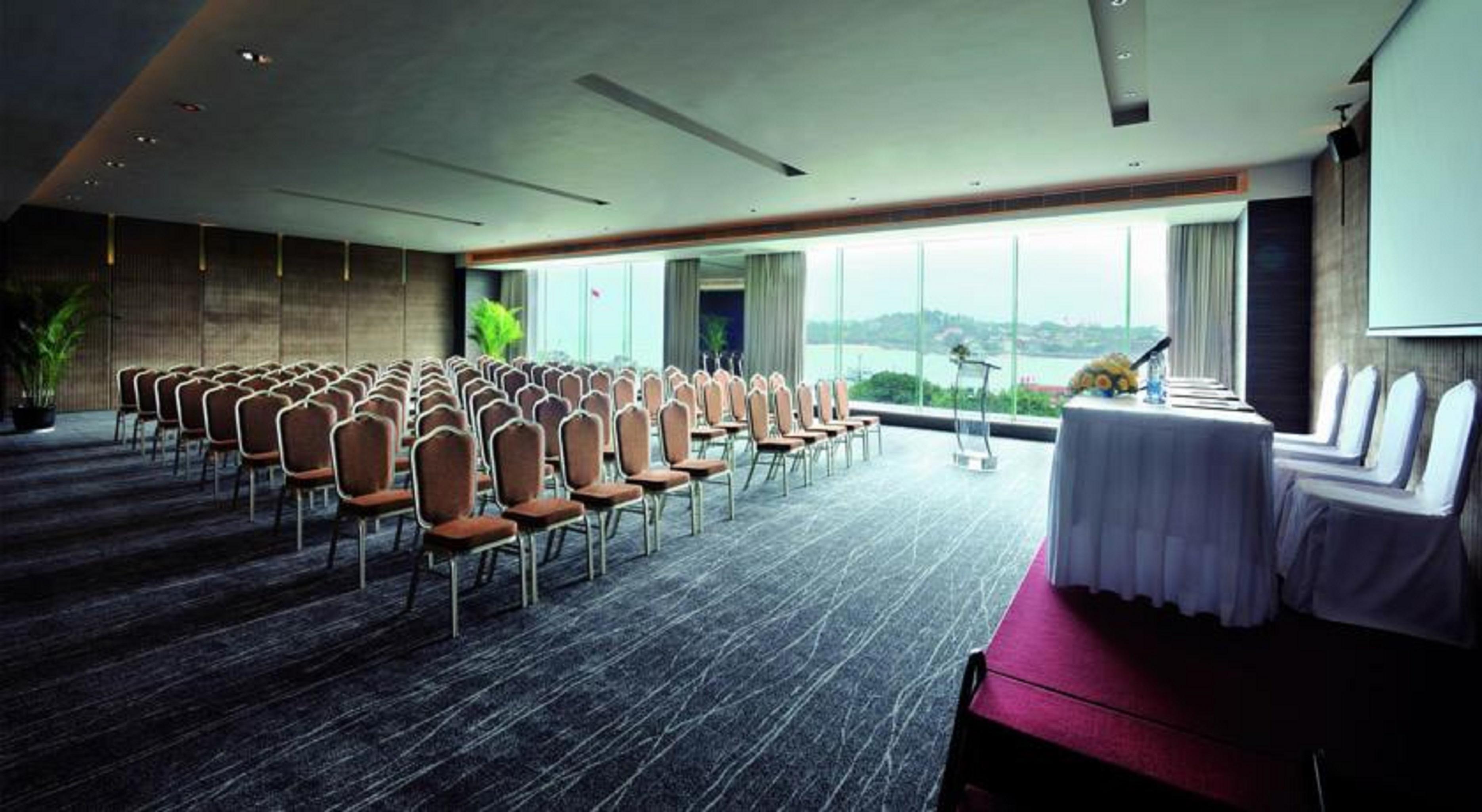 Hotel Swiss Grand Xiamen-Harbour View Exterior foto