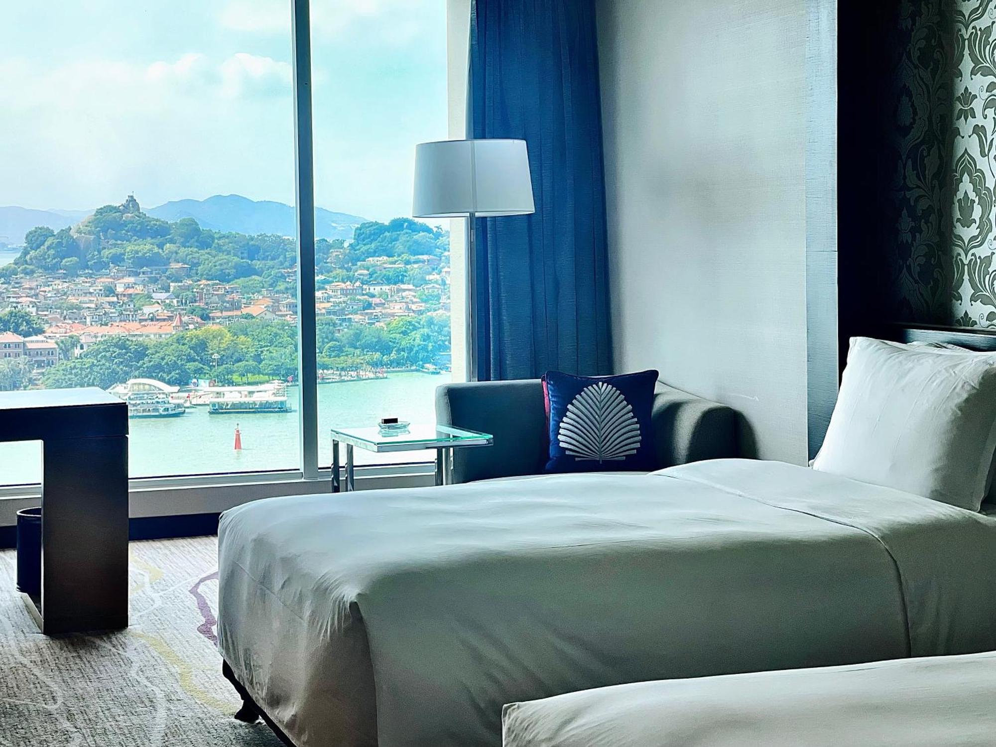 Hotel Swiss Grand Xiamen-Harbour View Exterior foto