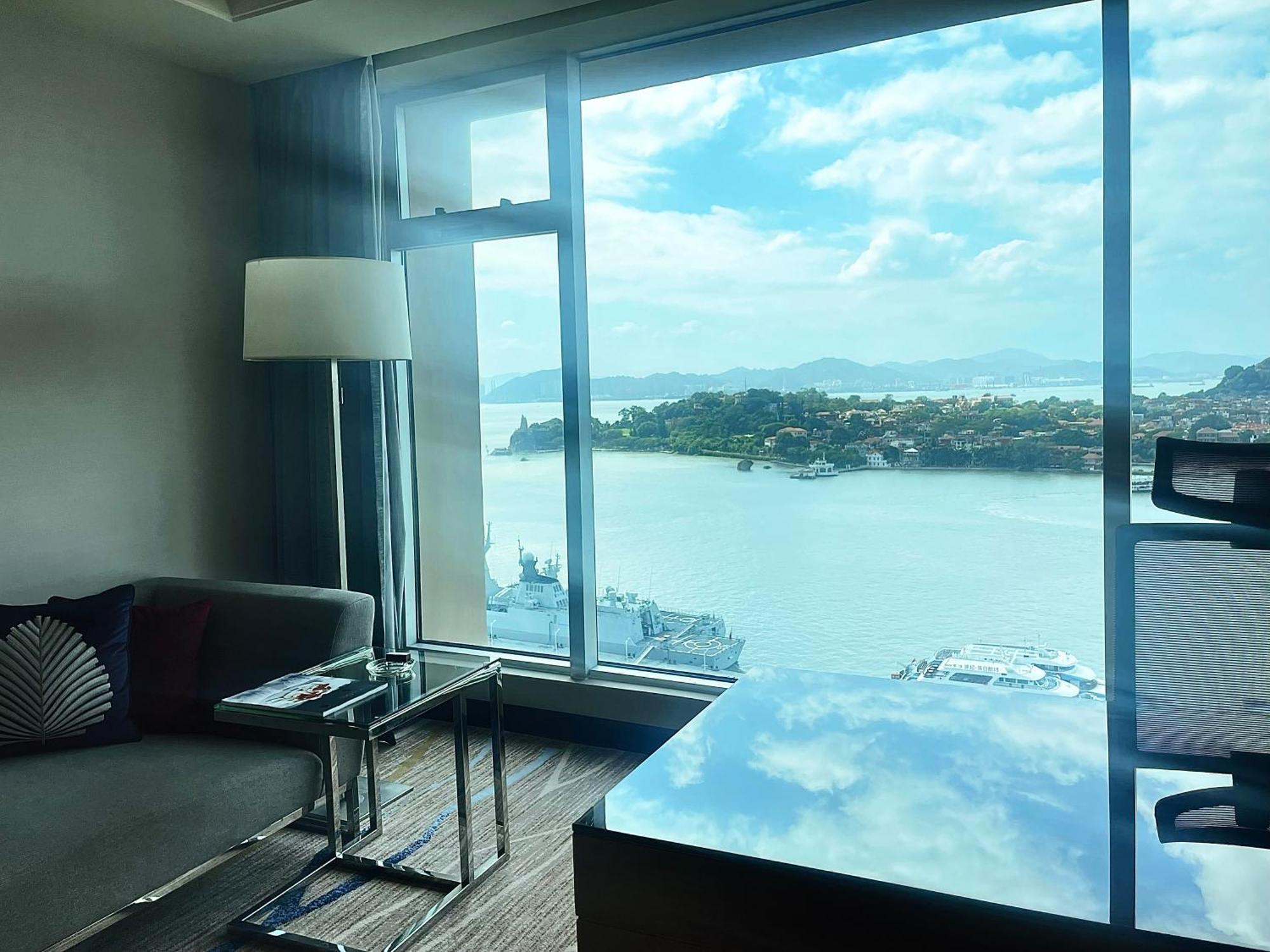 Hotel Swiss Grand Xiamen-Harbour View Exterior foto