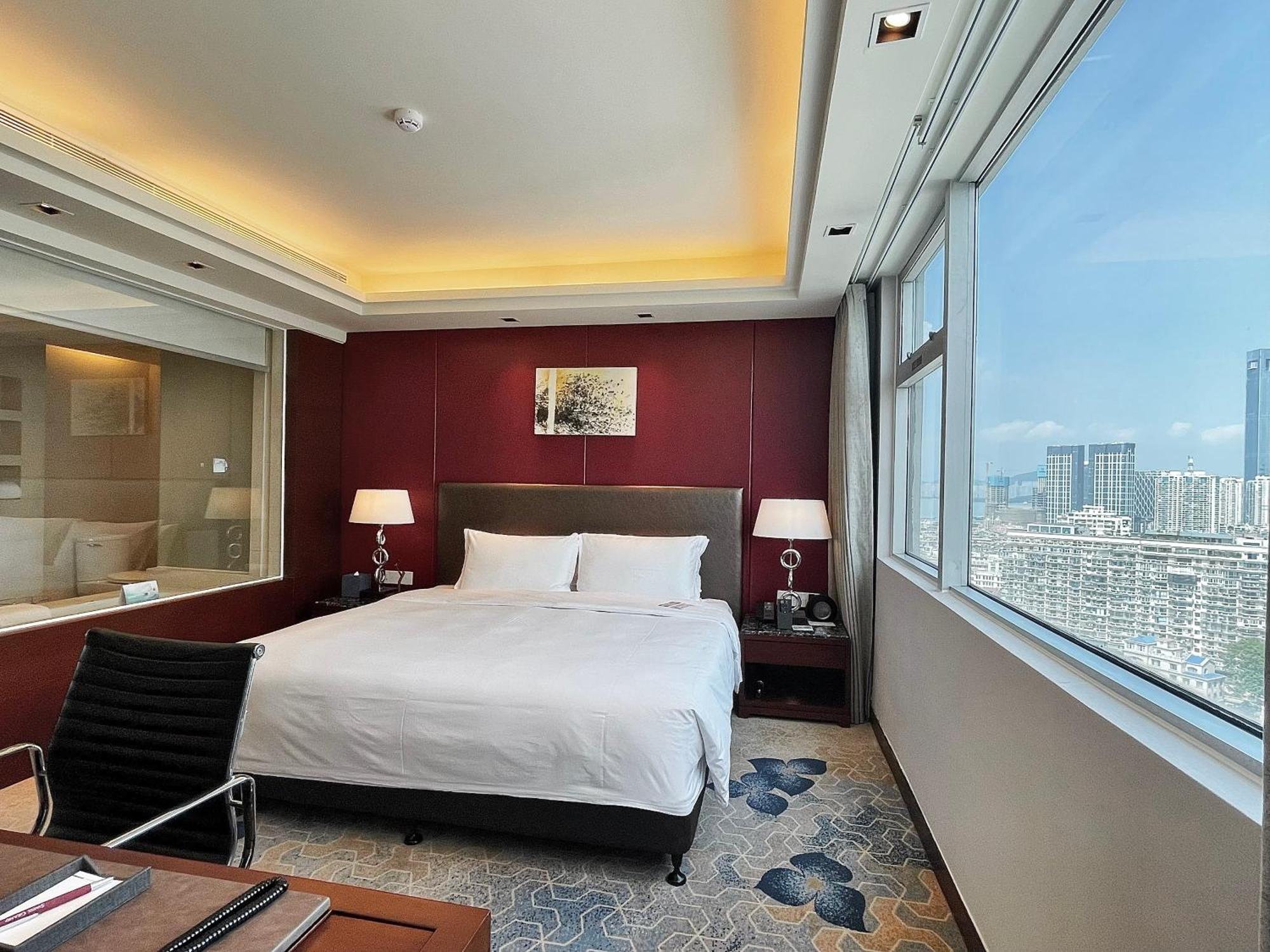 Hotel Swiss Grand Xiamen-Harbour View Exterior foto