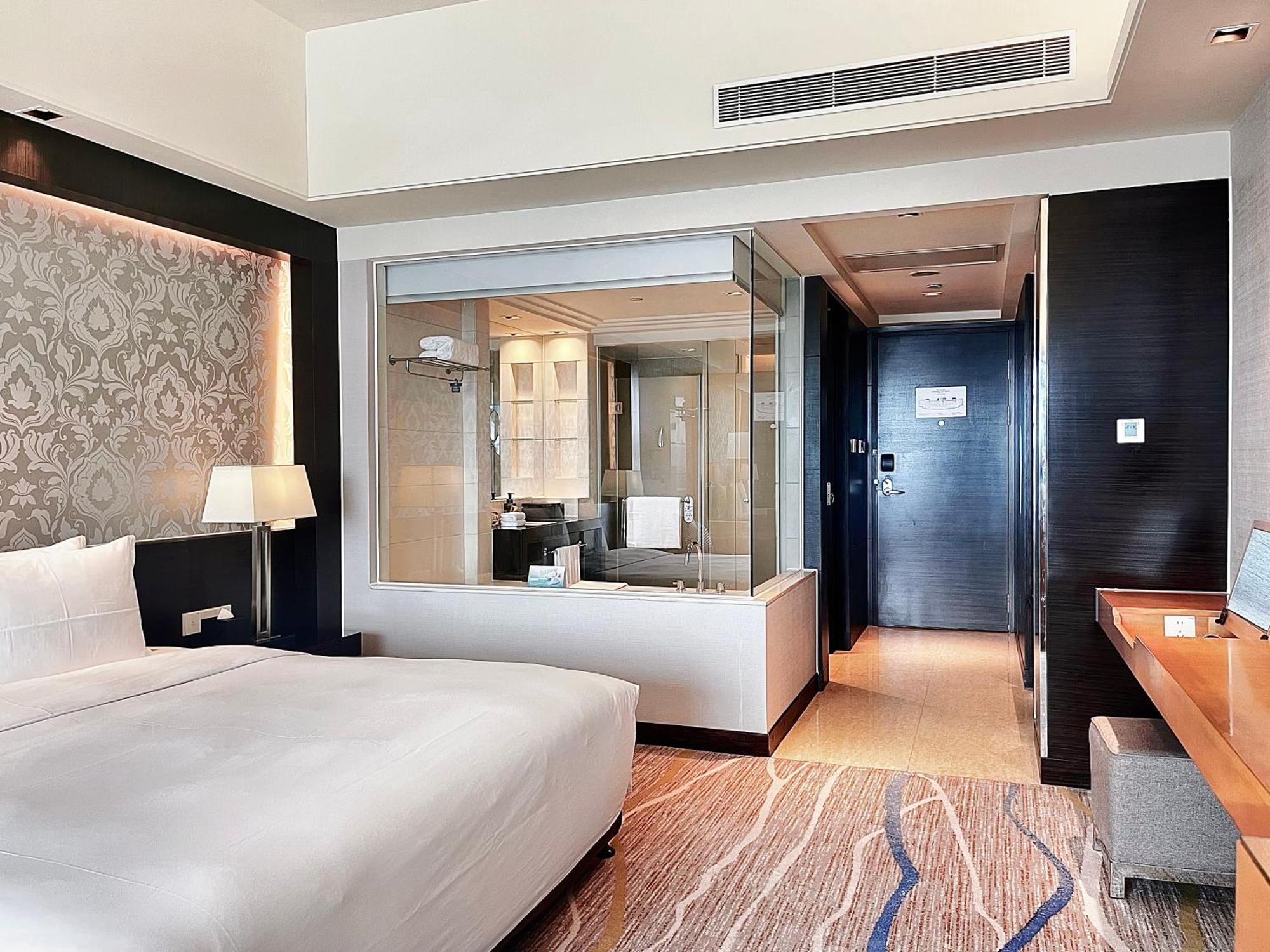 Hotel Swiss Grand Xiamen-Harbour View Exterior foto