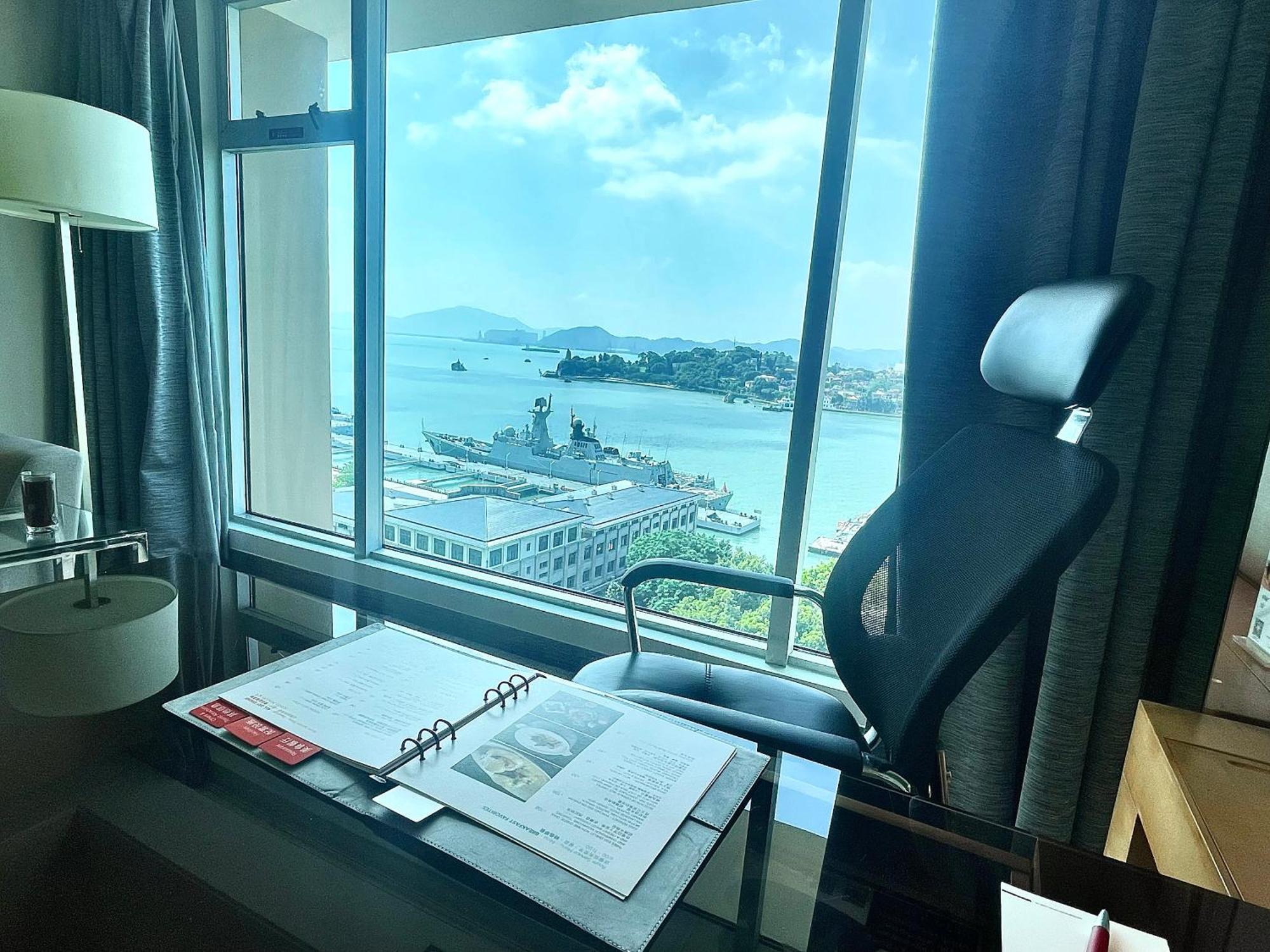 Hotel Swiss Grand Xiamen-Harbour View Exterior foto