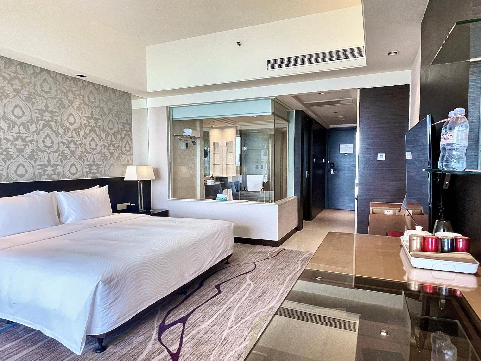 Hotel Swiss Grand Xiamen-Harbour View Exterior foto