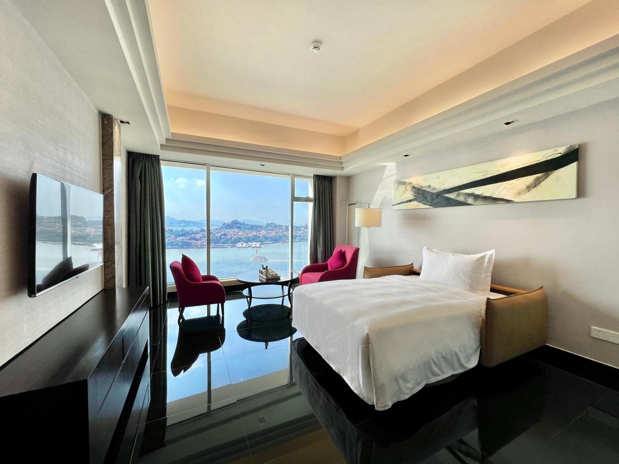 Hotel Swiss Grand Xiamen-Harbour View Exterior foto